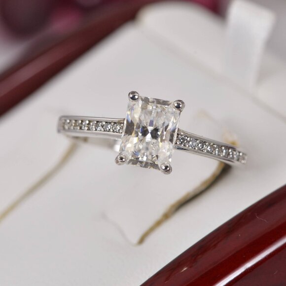Certified Moissanite 2.0 ct Radiant Cut Engagement Ring 925 sz 9